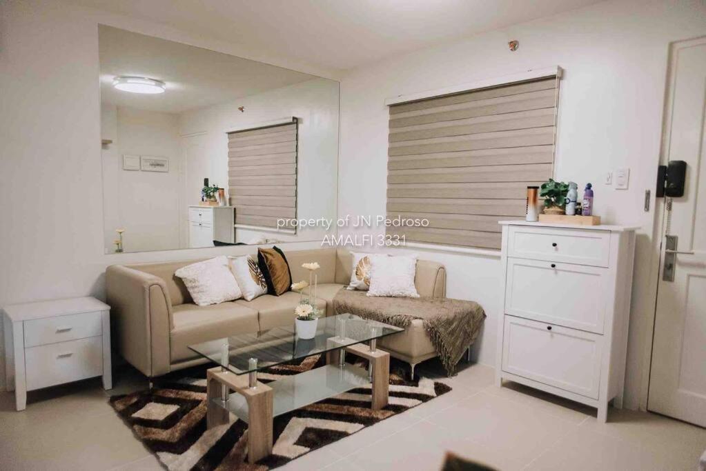 Work-Friendly Mountain-View Condo Near Sm Seaside Cebu ภายนอก รูปภาพ