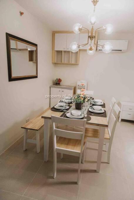 Work-Friendly Mountain-View Condo Near Sm Seaside Cebu ภายนอก รูปภาพ